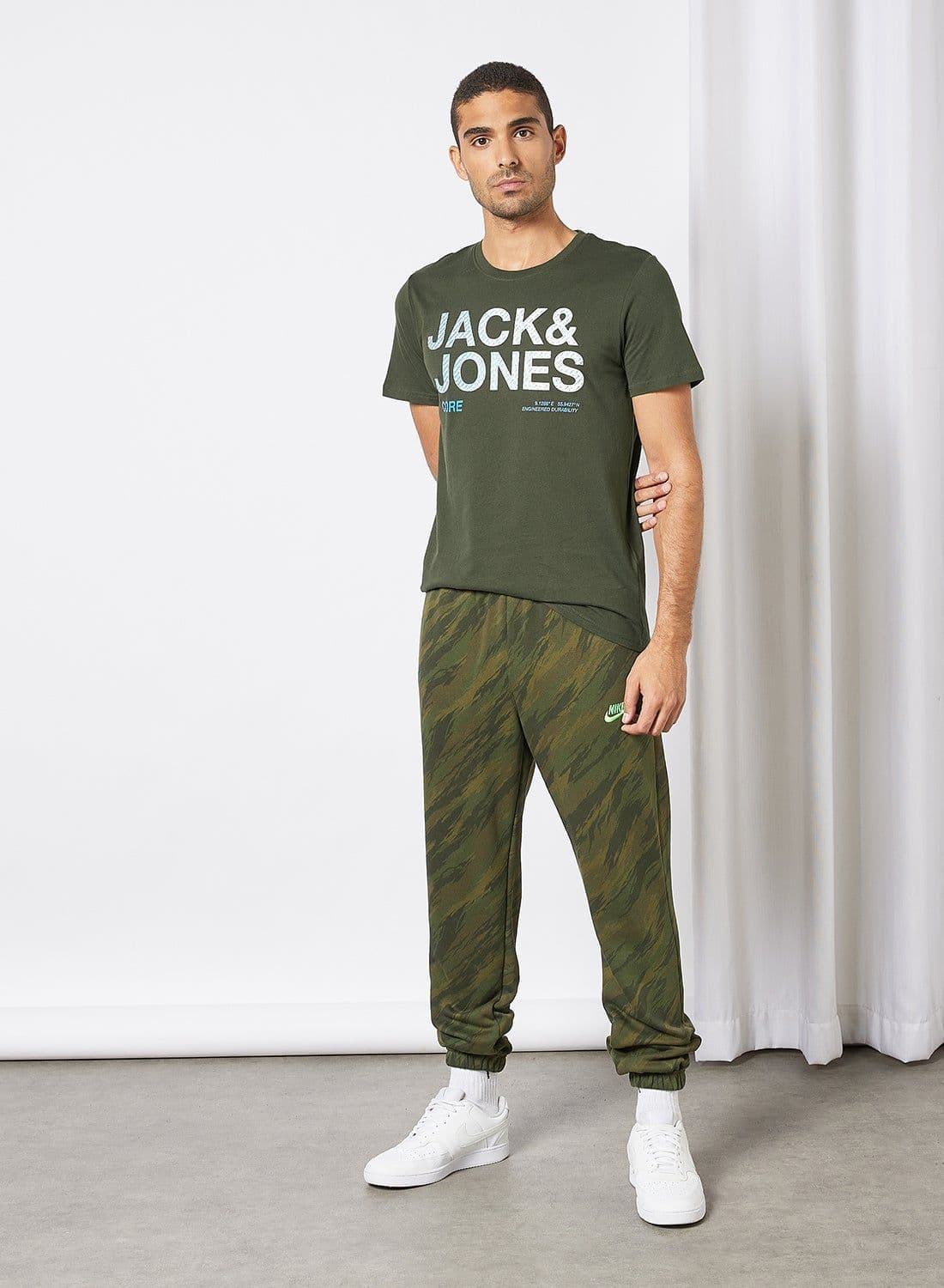 Logo T-Shirt Green - 3